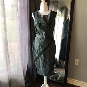 Le Chateau Ensemble 2 piece